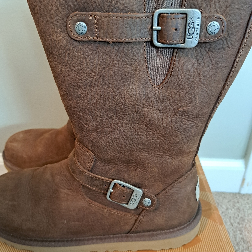 K Kensington Ugg